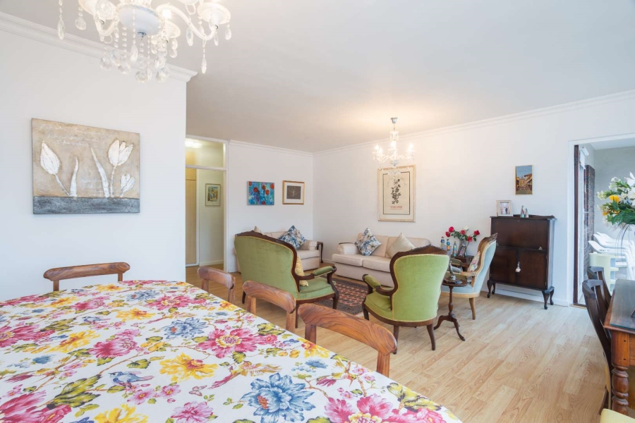 2 Bedroom Property for Sale in Sea Point Western Cape